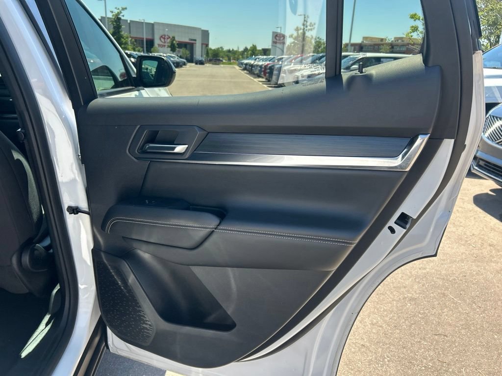 Used 2025 GMC Terrain Elevation AWD/4WD image 12