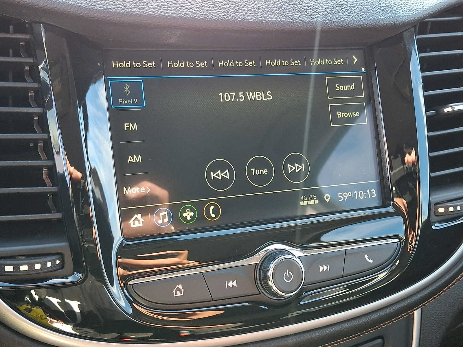 Used 2019 Chevrolet Trax LS w/ LPO, Protection Package FWD image 16