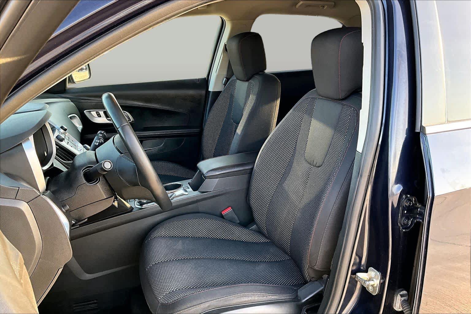 Used 2015 Chevrolet Equinox LT w/ Driver Convenience Package FWD image 8