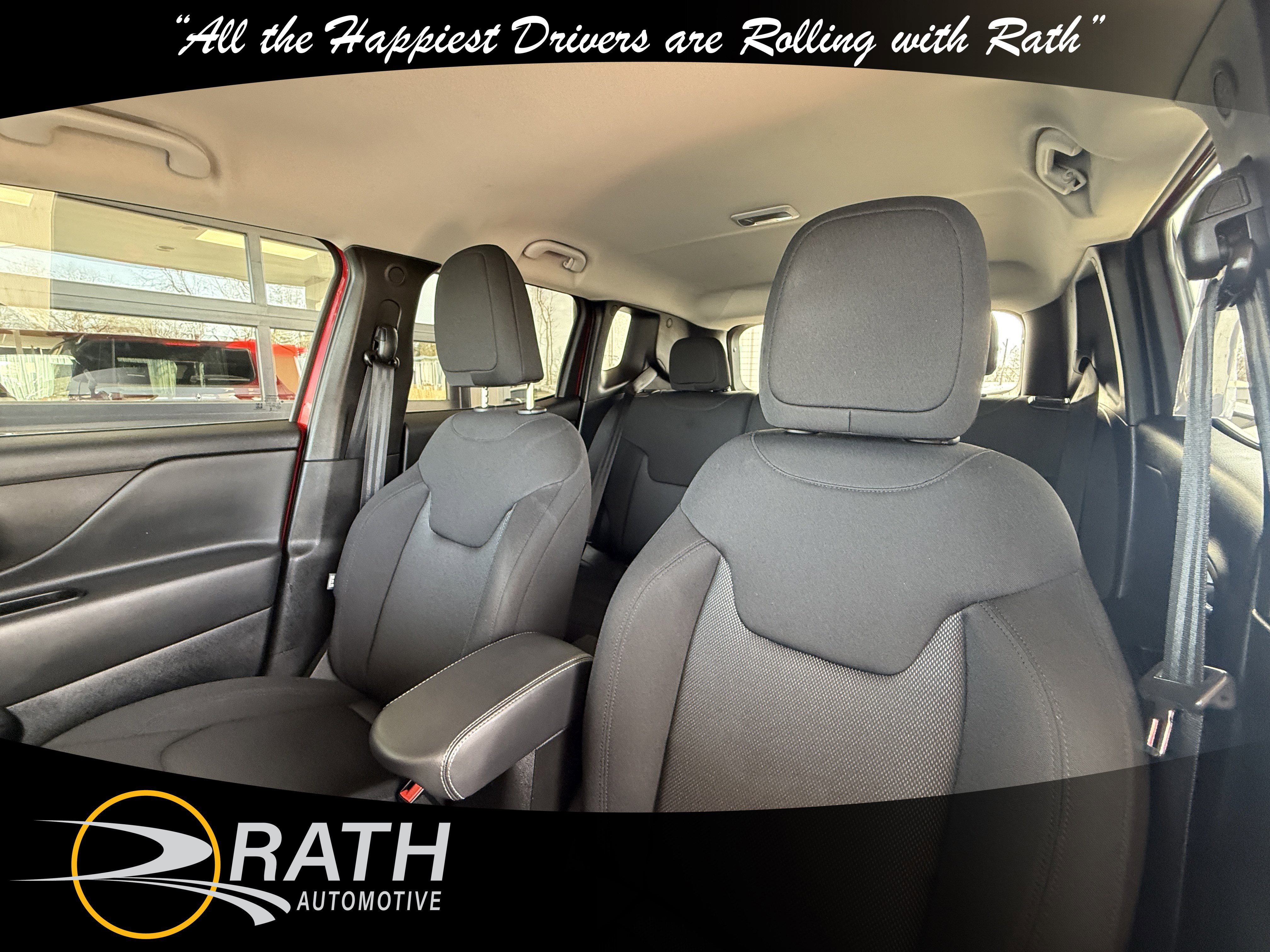 Used 2023 Jeep Renegade Latitude image 13