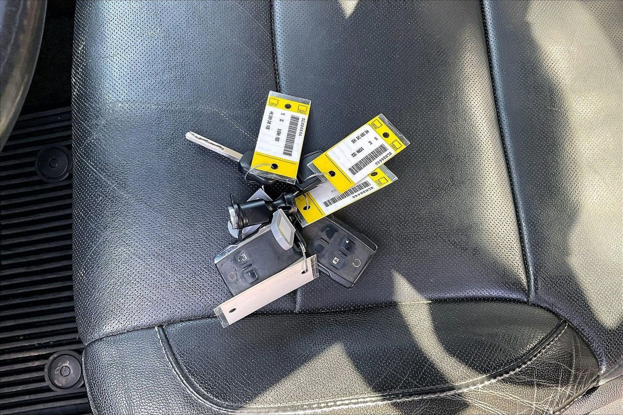 Used 2015 GMC Sierra 1500 SLT image 32