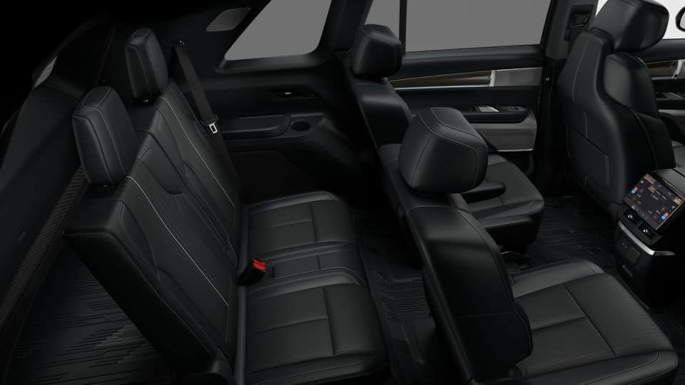 New 2027 Cadillac Vistiq Luxury w/ LPO, Floor Liner Package AWD/4WD image 23