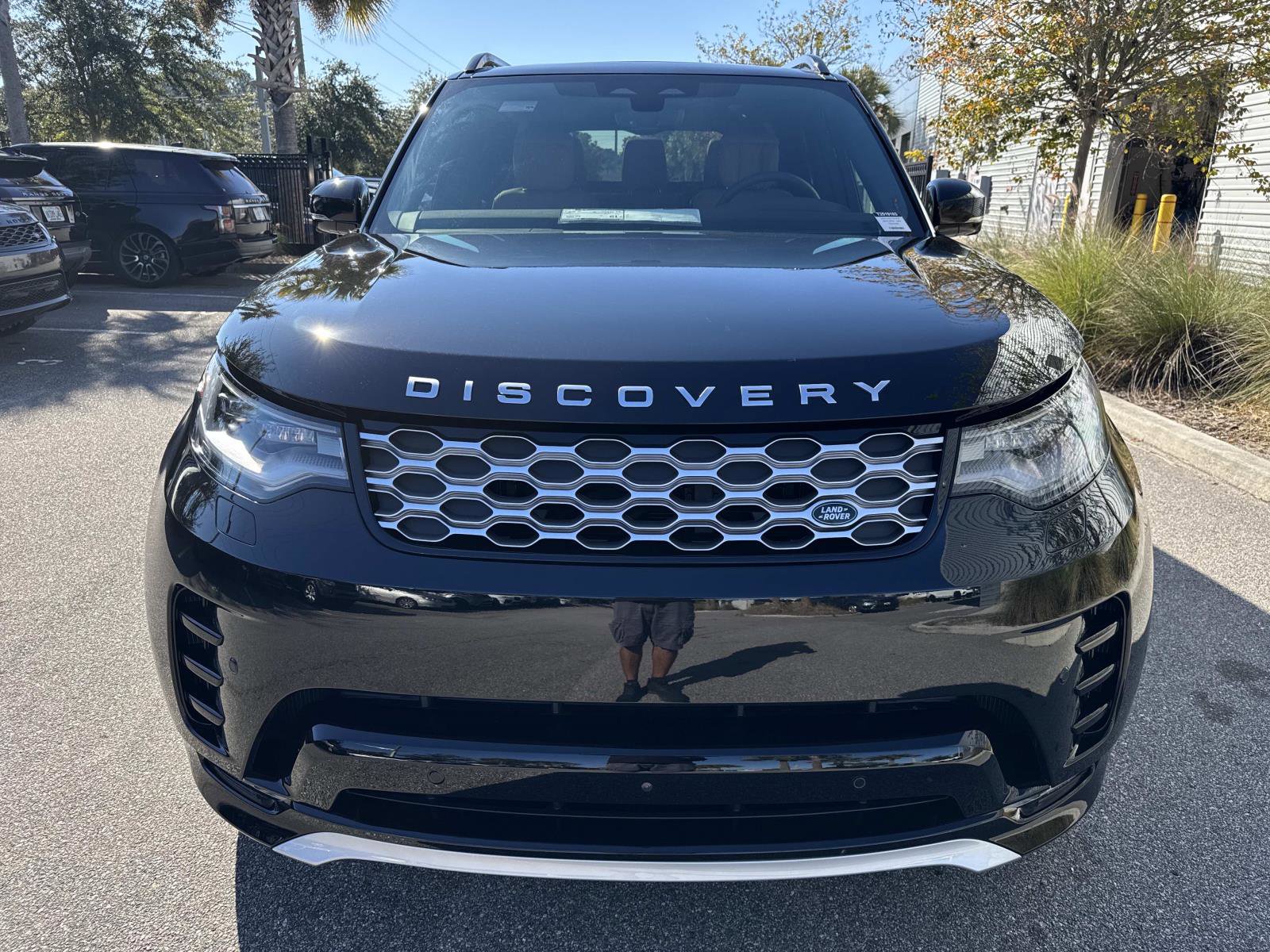 New 2026 Land Rover Discovery Limited Edition image 8