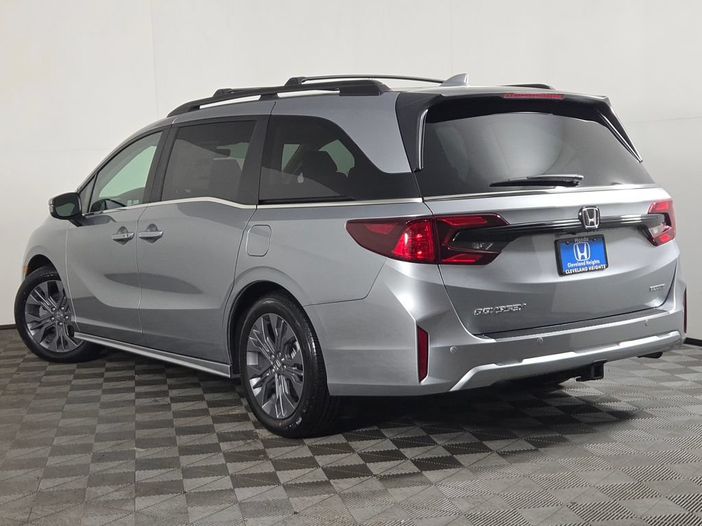 New 2026 Honda Odyssey Touring image 8