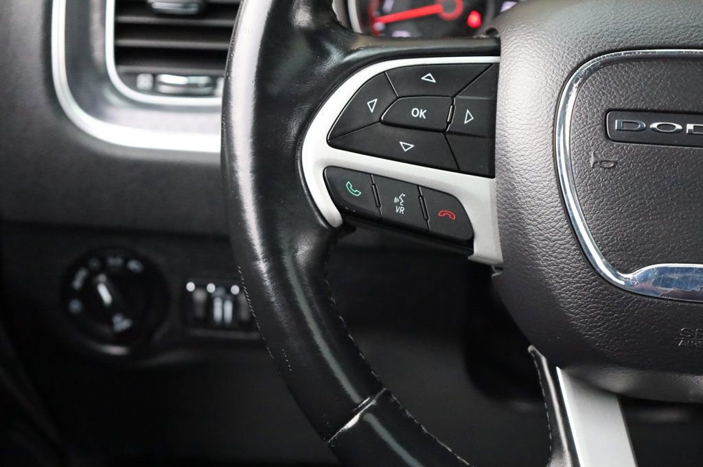 Used 2016 Dodge Charger SXT w/ Navigation & Travel Group image 30