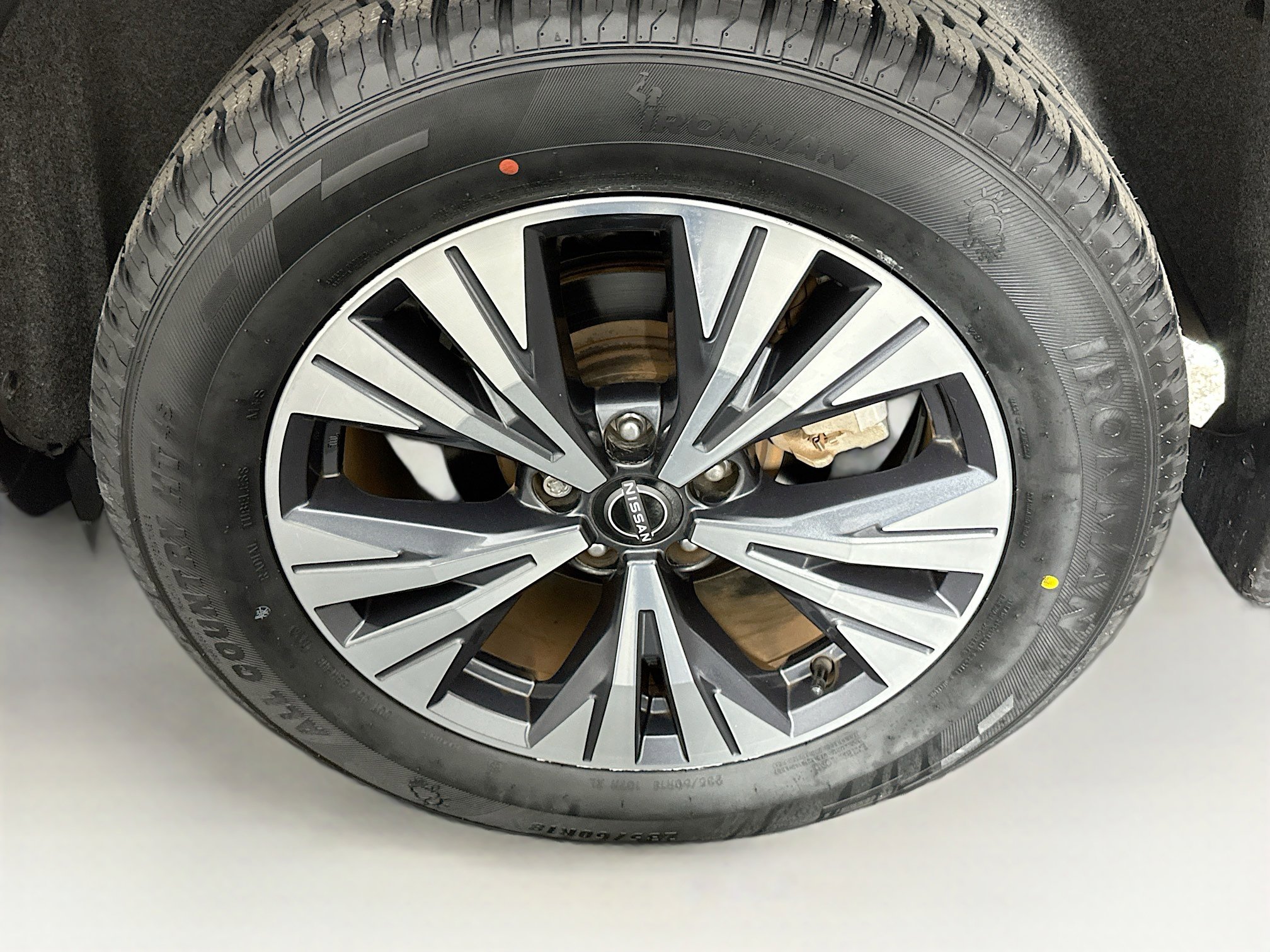 Used 2023 Nissan Rogue SV AWD/4WD image 11