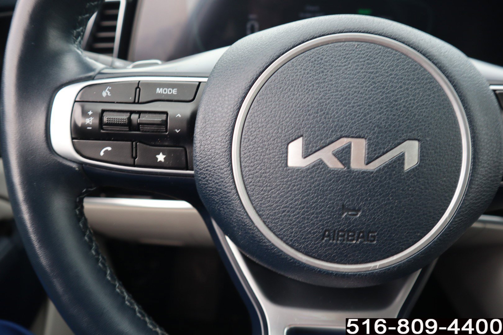 Used 2023 Kia Sportage EX image 19