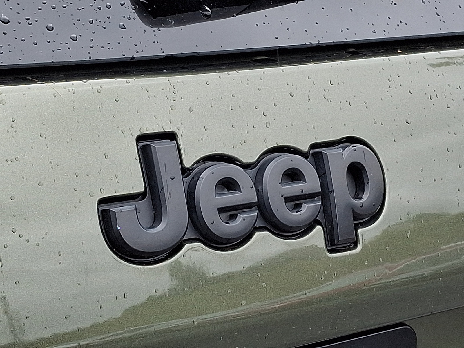 Used 2021 Jeep Cherokee Latitude Lux w/ Comfort/Convenience Group AWD/4WD image 28