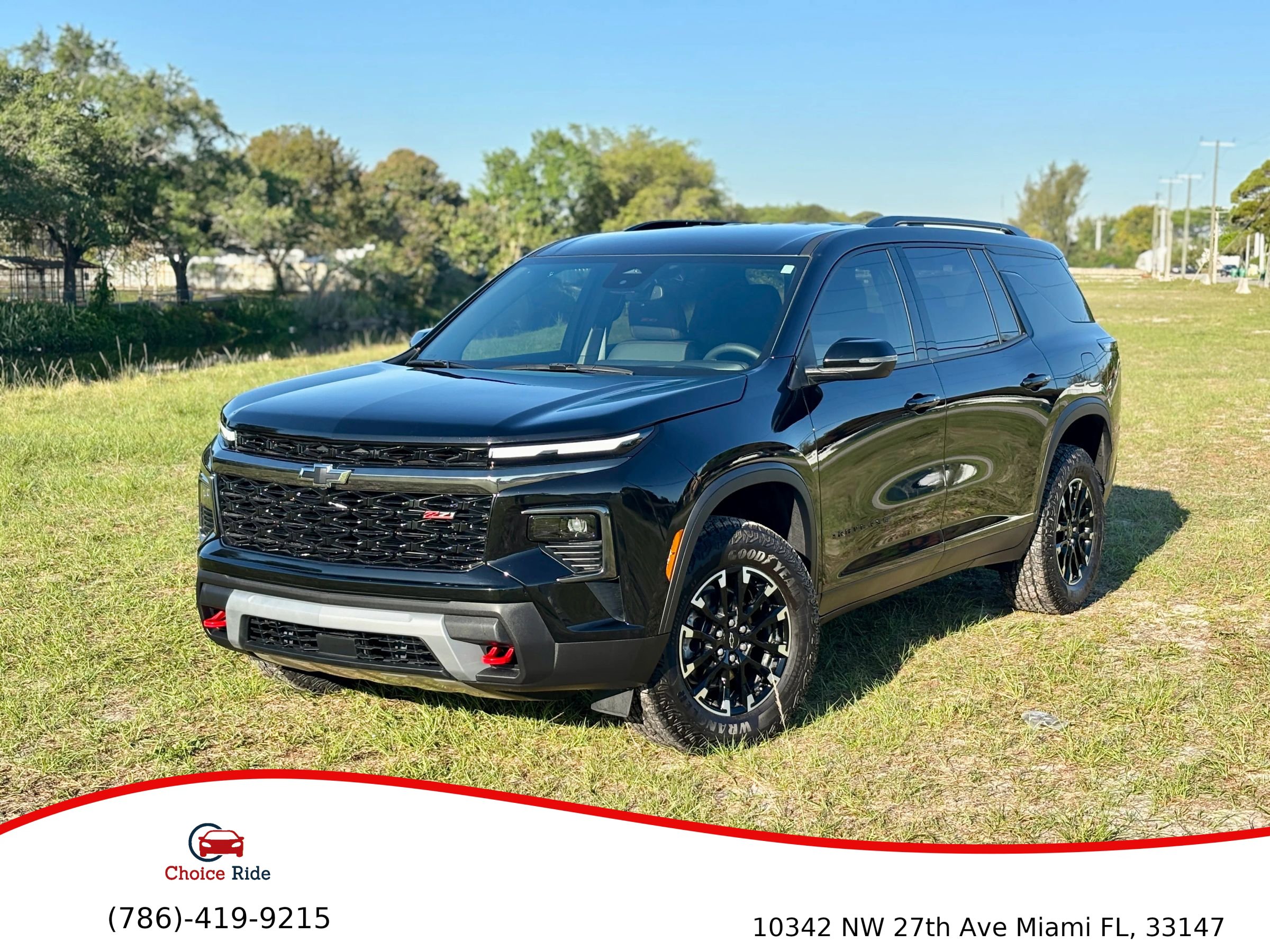 Used 2026 Chevrolet Traverse Z71 image 1