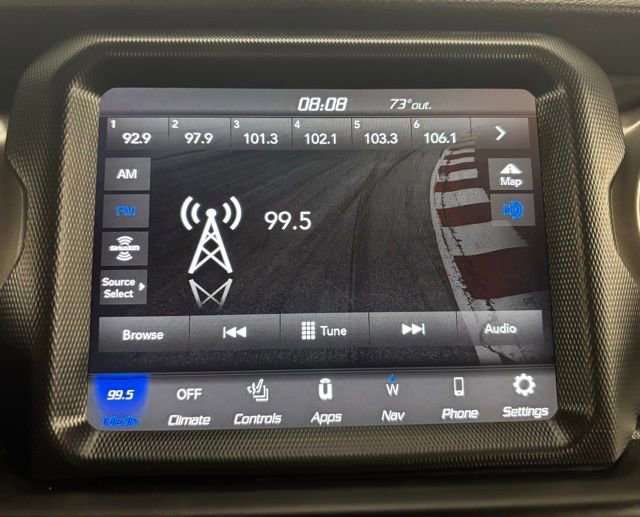 Used 2022 Jeep Gladiator Willys AWD/4WD image 27