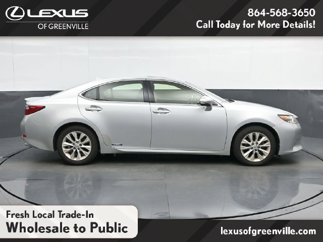 Used 2013 Lexus ES 300h FWD image 10