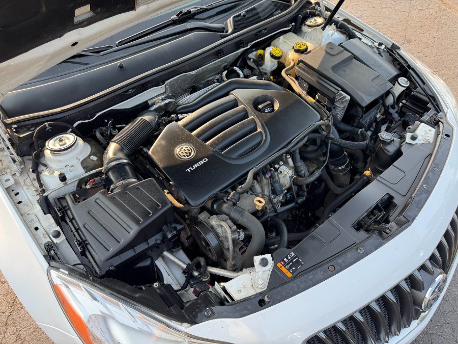 Used 2013 Buick Regal Premium FWD image 24