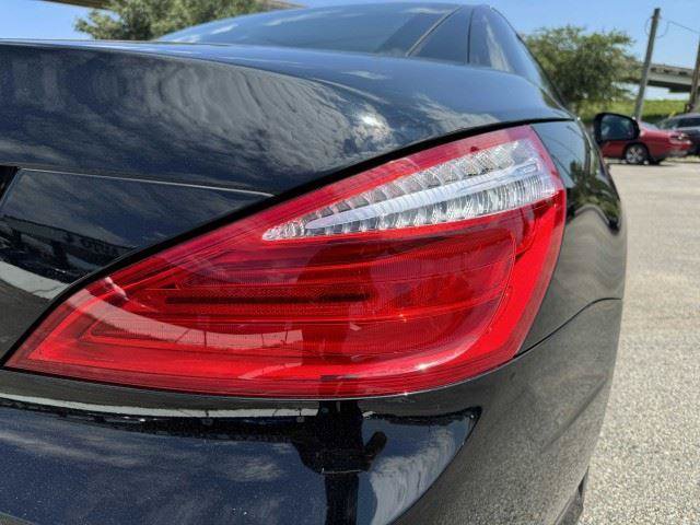 Used 2016 Mercedes-Benz SL 400 image 17