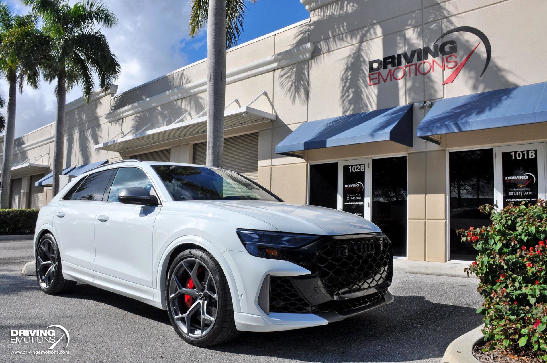 Used 2025 Audi RS Q8 performance image 13