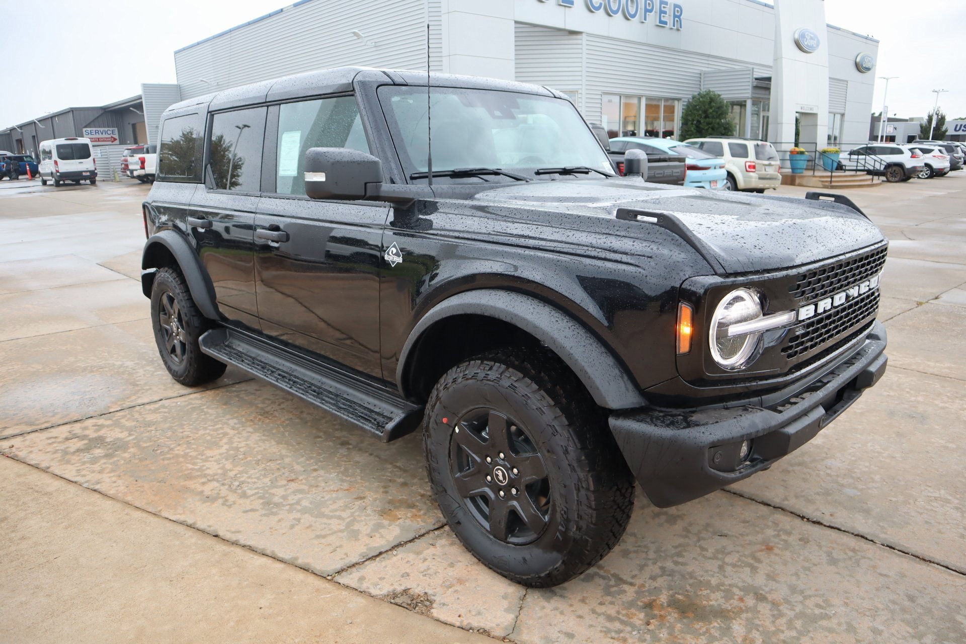 New 2025 Ford Bronco Outer Banks