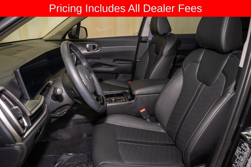 Used 2025 Kia Sorento S w/ Panoramic Sunroof Package FWD image 10