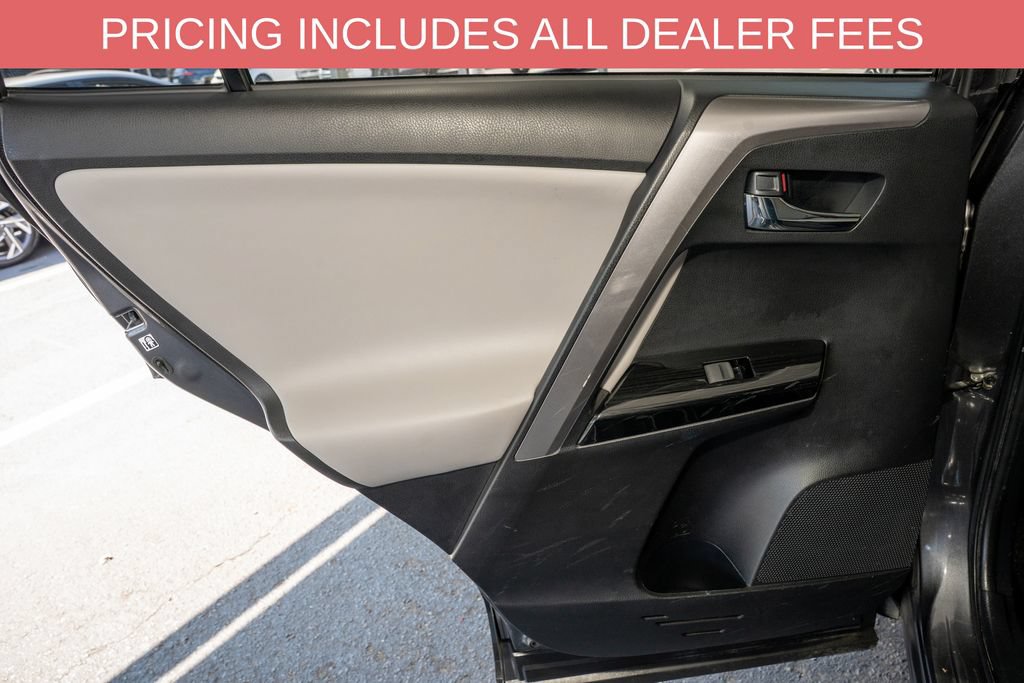 Used 2016 Toyota RAV4 Limited FWD image 10