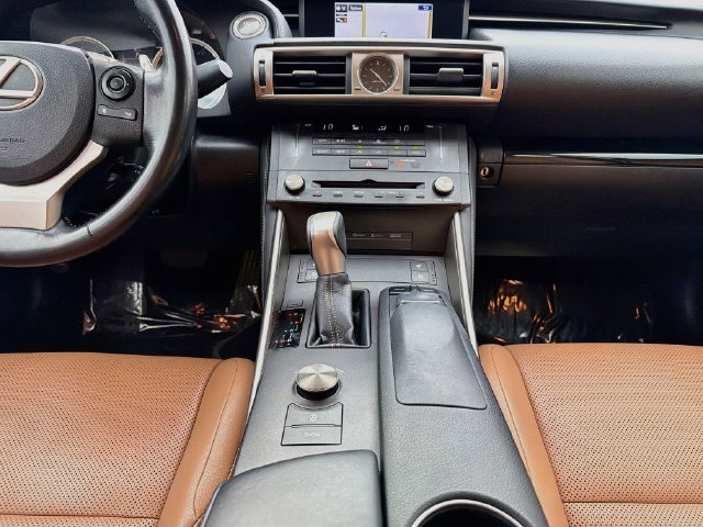 Used 2016 Lexus IS 300 AWD w/ Navigation System Package image 18