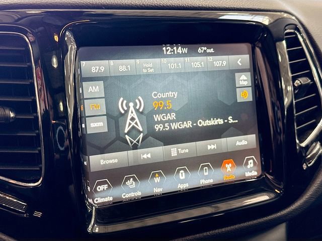 Used 2018 Jeep Compass Limited w/ Navigation Group AWD/4WD image 16