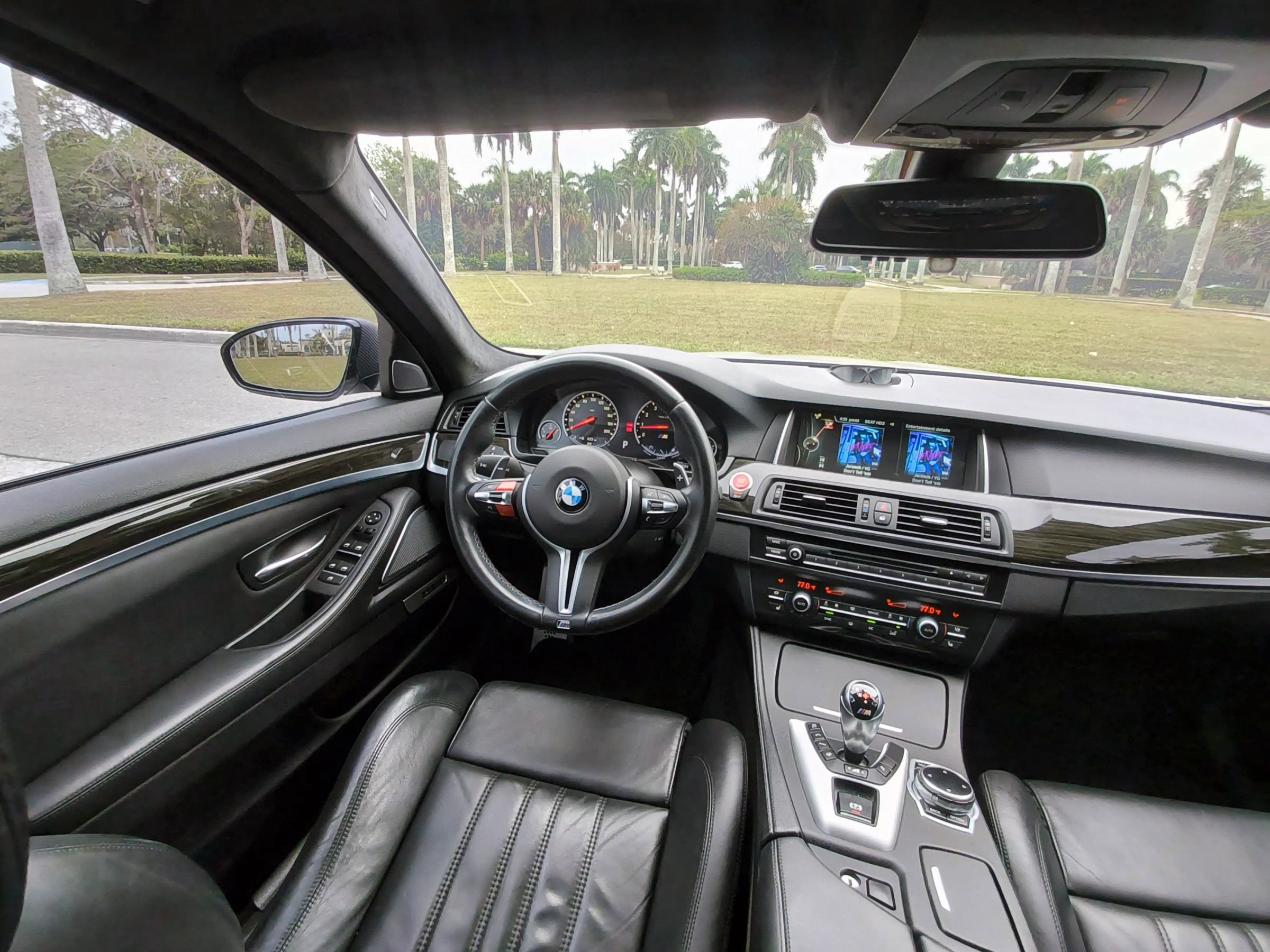 Used 2014 BMW M5 image 25