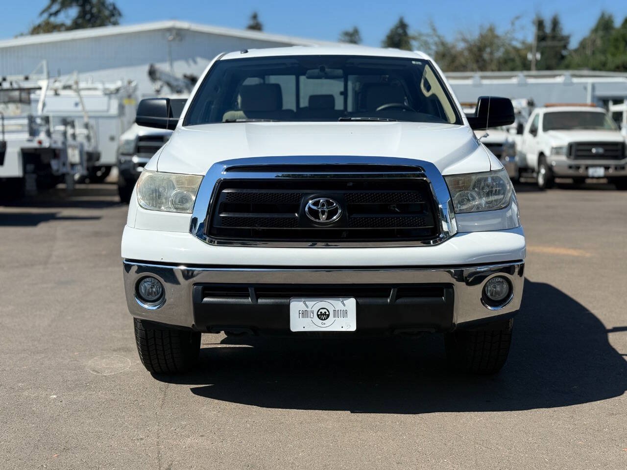 Used 2013 Toyota Tundra 4x4 Double Cab w/ Tow Pkg image 4