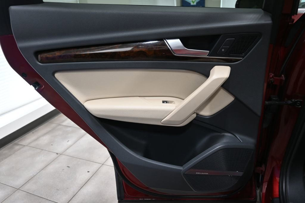 Used 2018 Audi Q5 2.0T Premium Plus w/ Premium Plus Package image 10