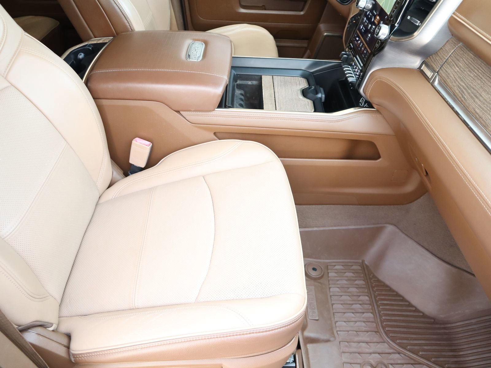 Used 2019 RAM 2500 Limited AWD/4WD image 55