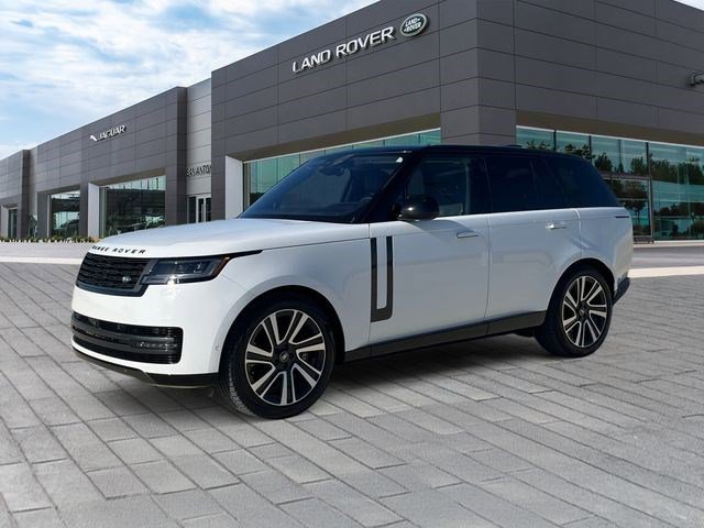 Used 2023 Land Rover Range Rover SE AWD/4WD image 1