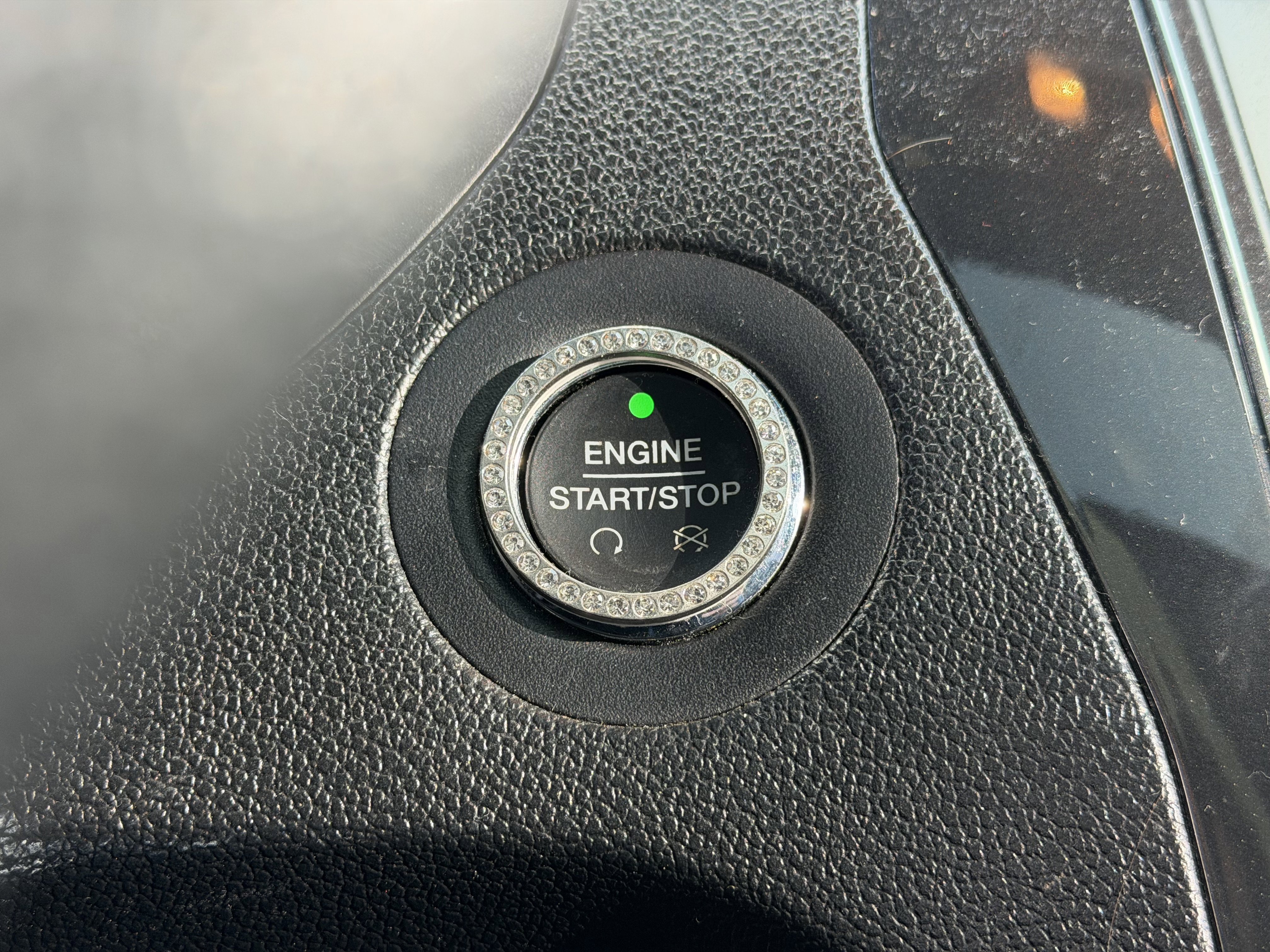 Used 2017 Ford Explorer XLT w/ Equipment Group 202A image 18