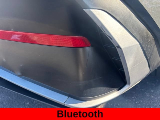 Used 2024 Hyundai Elantra SEL w/ Convenience Package FWD image 3