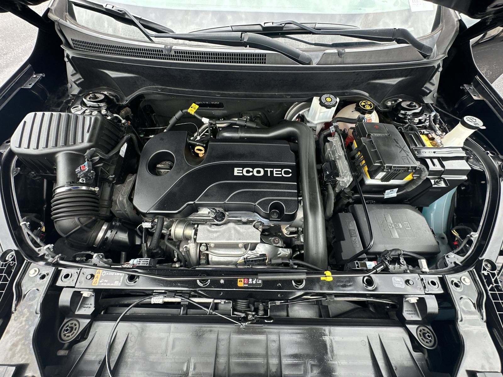 Used 2020 GMC Terrain SLE FWD image 33