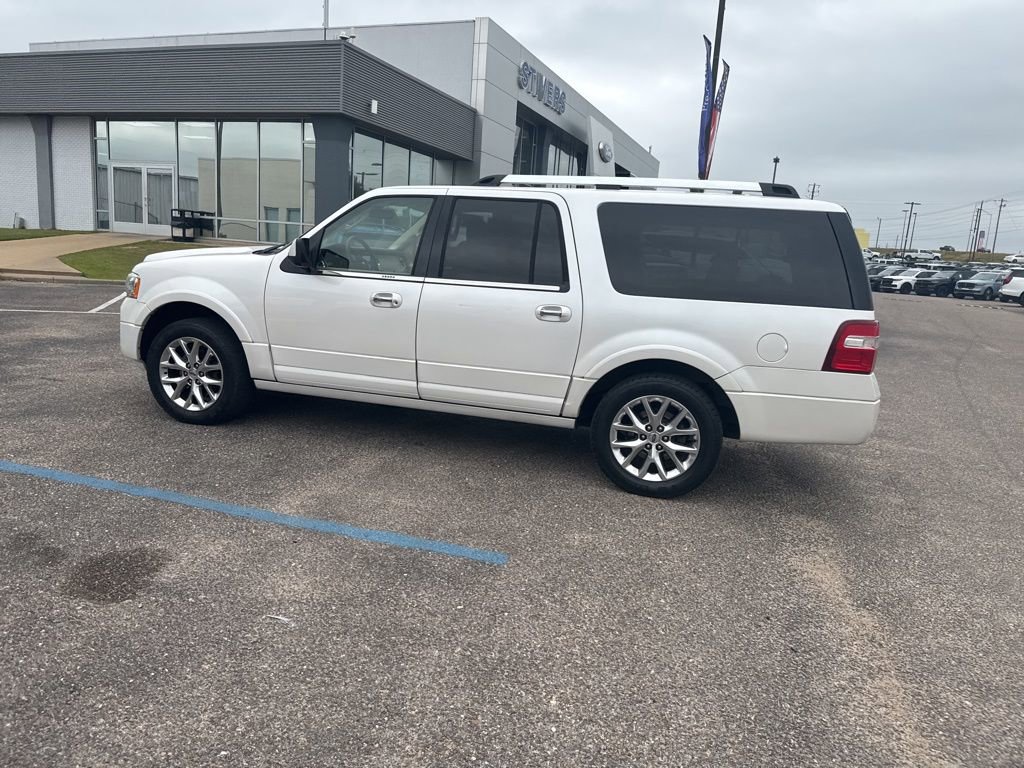 Used 2017 Ford Expedition EL Limited w/ Equipment Group 301A RWD image 8