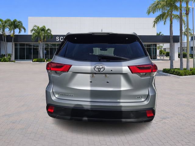 Used 2019 Toyota Highlander XLE image 6