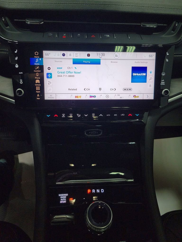 New 2026 Jeep Grand Cherokee Limited AWD/4WD image 15