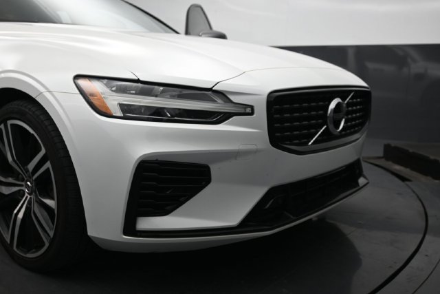 Used 2021 Volvo S60 T8 R-Design Expression w/ Premium Package AWD/4WD image 35