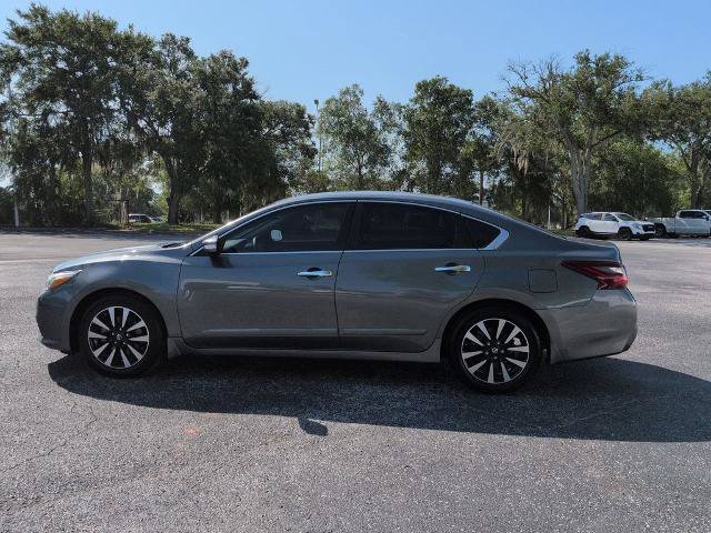Certified 2018 Nissan Altima 2.5 SV w/ 2.5 SV Technology Package FWD image 7