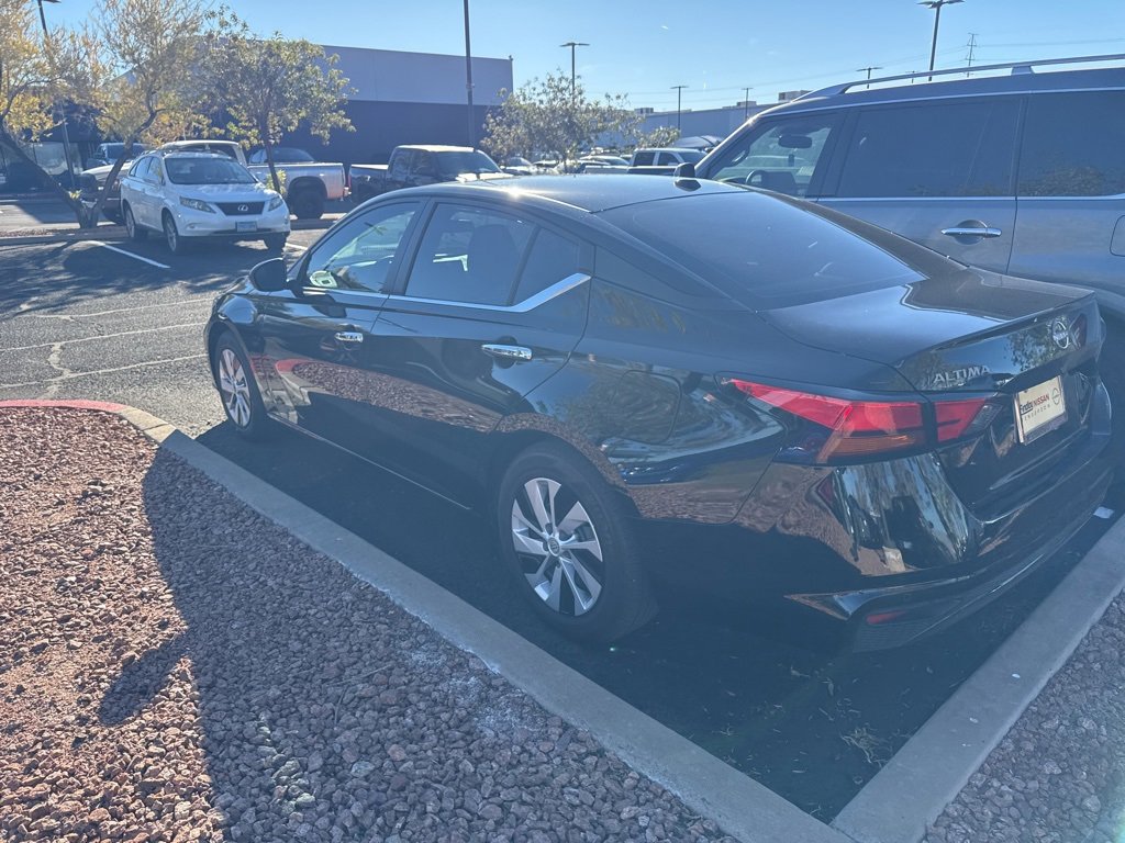 Used 2025 Nissan Altima 2.5 S image 8