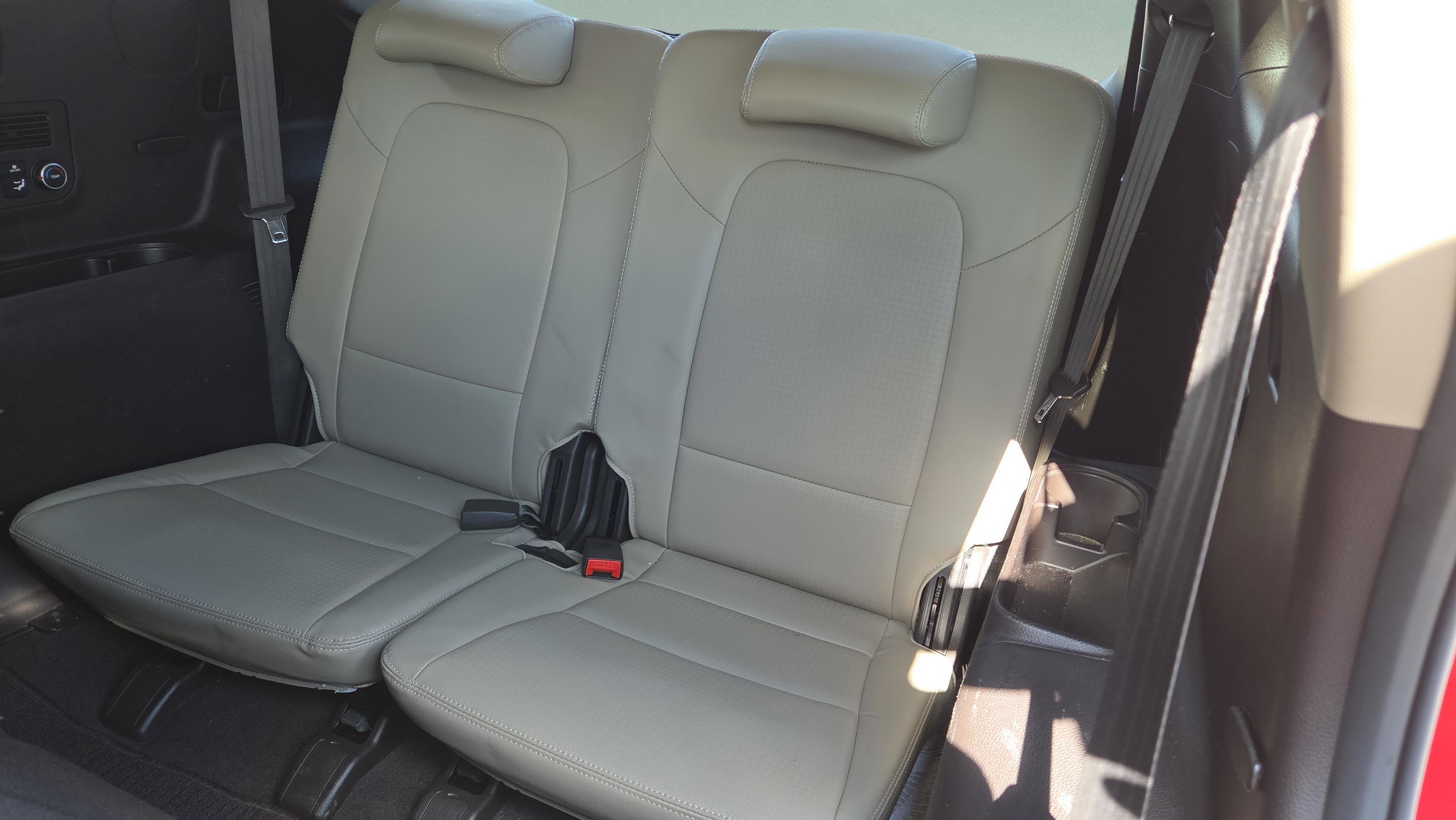 Used 2014 Hyundai Santa Fe GLS image 20