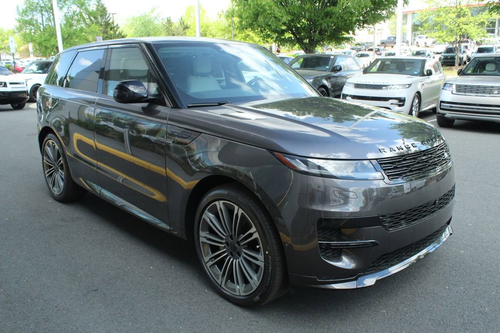 New 2026 Land Rover Range Rover Sport Dynamic SE image 9