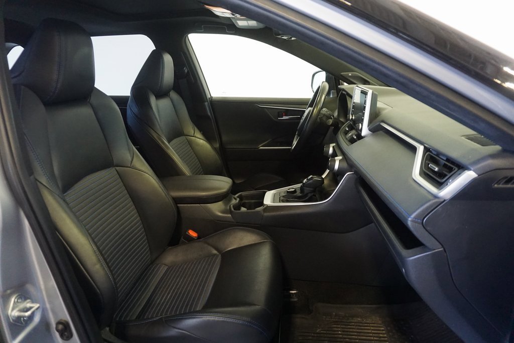 Used 2020 Toyota RAV4 XSE w/ XSE Grade Weather Package image 24