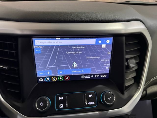 Used 2023 GMC Acadia SLT w/ Elevation Edition image 2