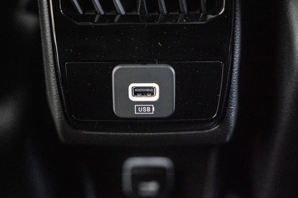 New 2025 Jeep Compass Limited w/ Sun & Sound Group image 31