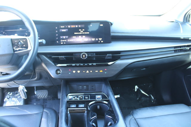 Used 2025 Nissan Murano SV FWD image 14