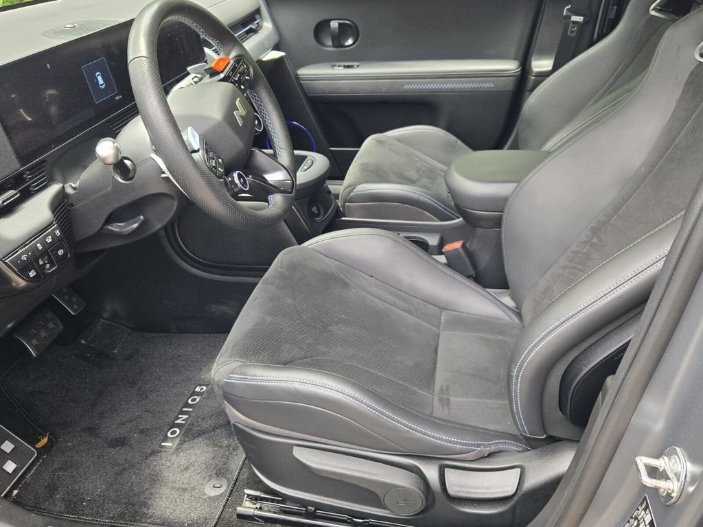 Certified 2025 Hyundai Ioniq 5 N AWD/4WD image 9
