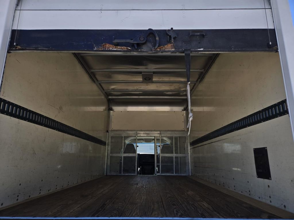 Used 2006 Chevrolet Express 3500 image 10