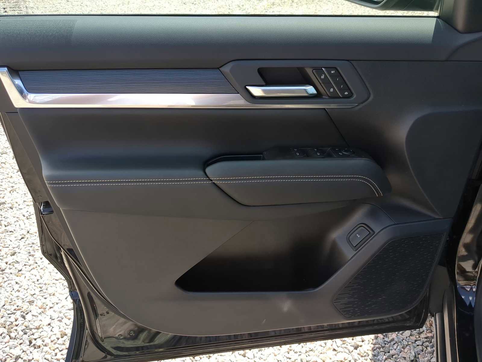 New 2026 GMC Terrain Elevation w/ Elevation Premium Package image 11