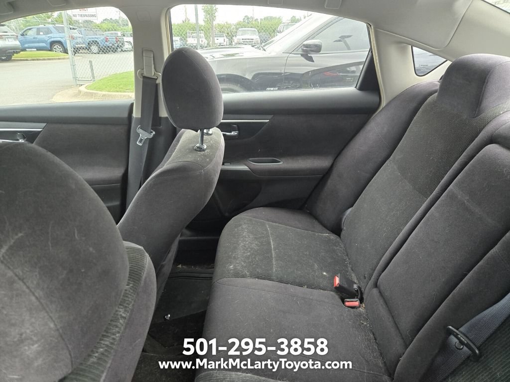 Used 2013 Nissan Altima 2.5 S FWD image 4