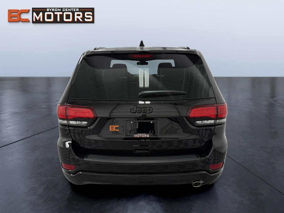Used 2021 Jeep Grand Cherokee Laredo X AWD/4WD image 5