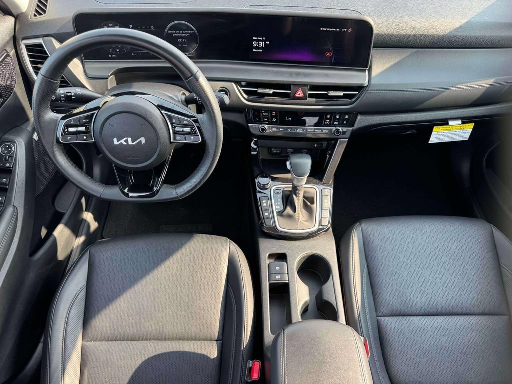 Used 2024 Kia Seltos SX w/ SX Sunroof Package AWD/4WD image 15