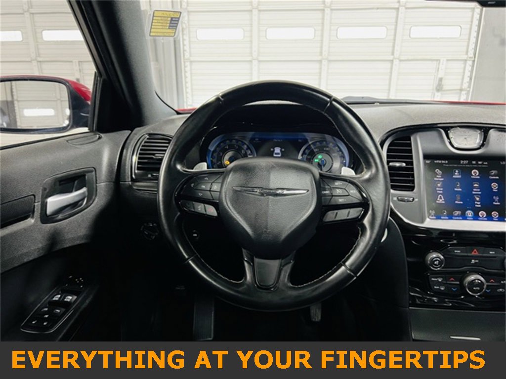 Used 2016 Chrysler 300 S image 4